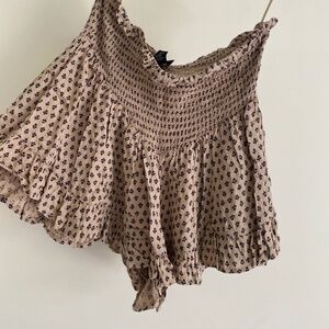 High Waisted flowy shorts